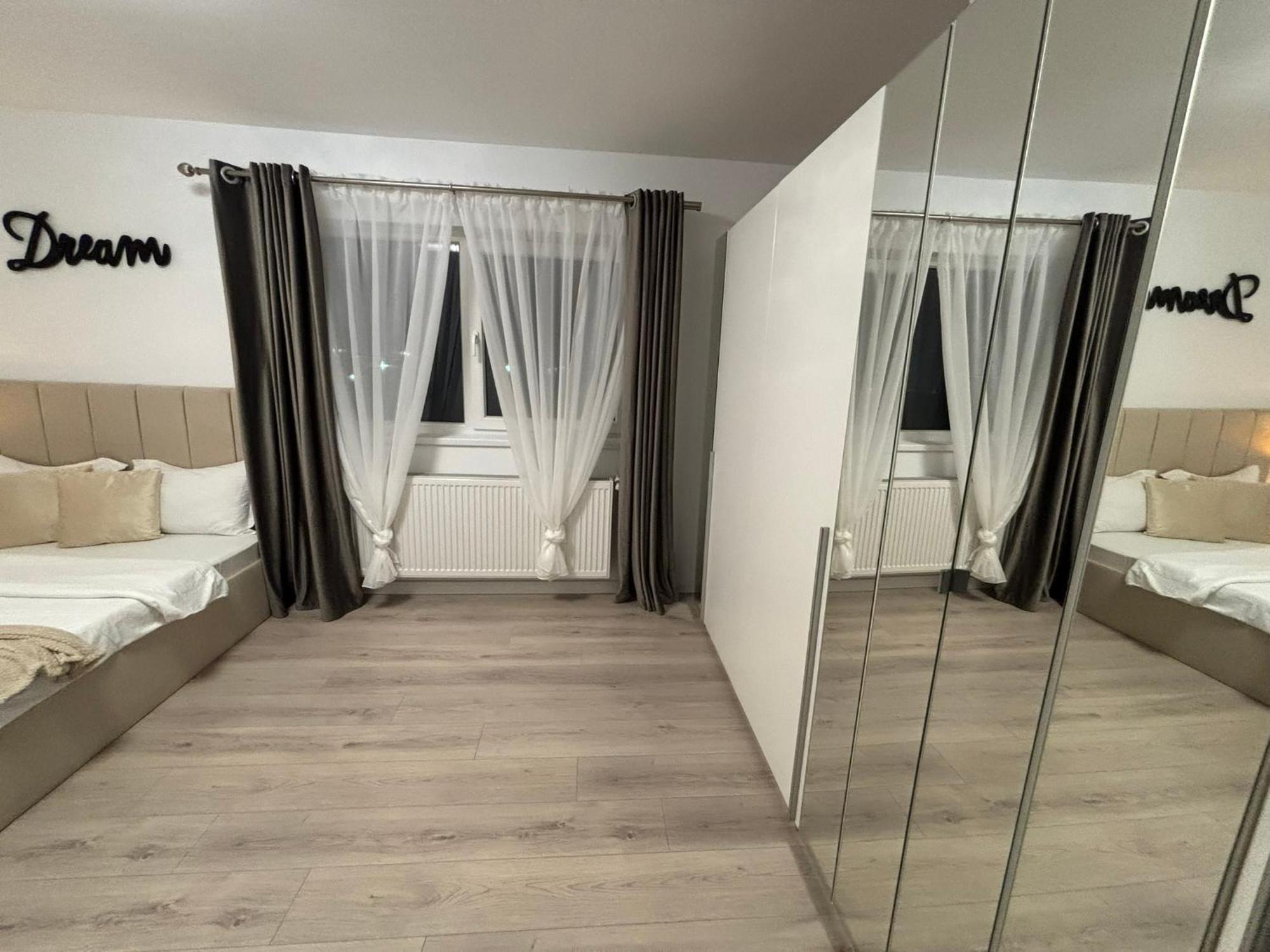 Bistriţa Dream Apartament מראה חיצוני תמונה